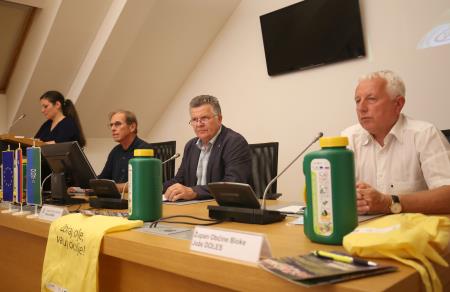 ZBIRAJ OLJE VARUJ OKOLJE 05 FOTO LJUBO VUKELIČ